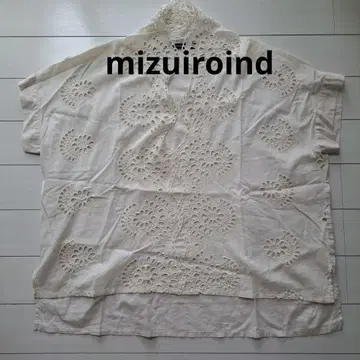 mizuiroind 아이보리 자수 오버 사이즈 반팔 셔츠
