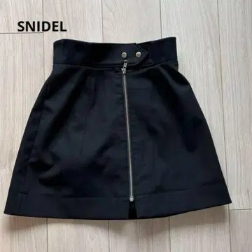 SNIDEL 센터 지퍼 미니 스커트 블랙