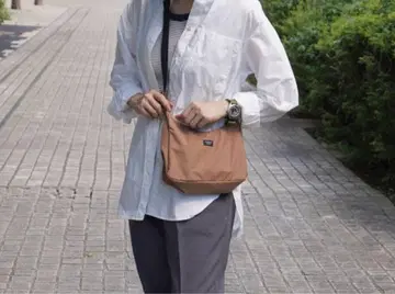 SIMPLICITY 트라이앵글 숄더 S