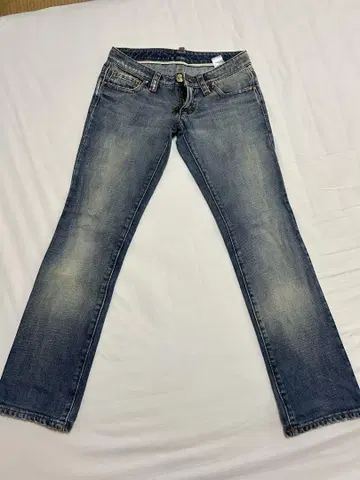 DSQUARED2 스컬 스터드 데미지 데님 팬츠