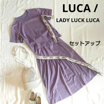 LUCA 니트 로고 비대칭 스커트 & 상의 셋업