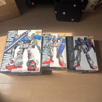MG 1/100 건담 코팅 버전 3개 세트