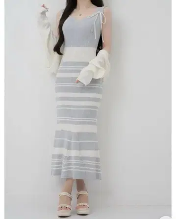 Lumignon Riobon border nermaid dress 블루