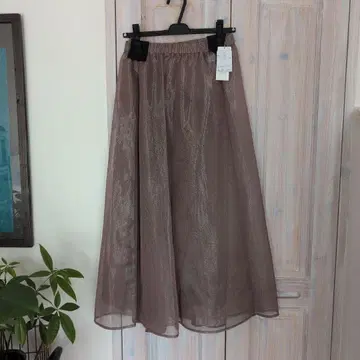 미사용 새상품 tricot tricot 라메 샤샤 스커트 브라운