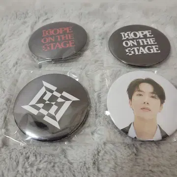미사용 새상품 hope on the stage 호비 가챠 캔뱃지 4종