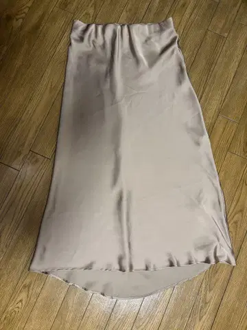 자라 브라운 베이지 새틴 롱 스커트