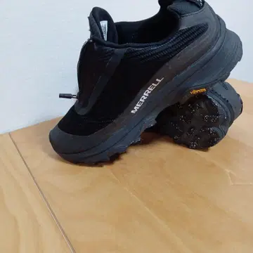 머렐 트레킹 슈즈 26.5cm