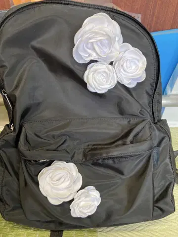 아웃도어 Firsthand 퍼스트 핸드 콜라보 블랙 백팩 꽃 모티브