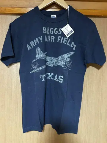B-17 플라잉 포트리스 티셔츠 M 토이즈 맥코이