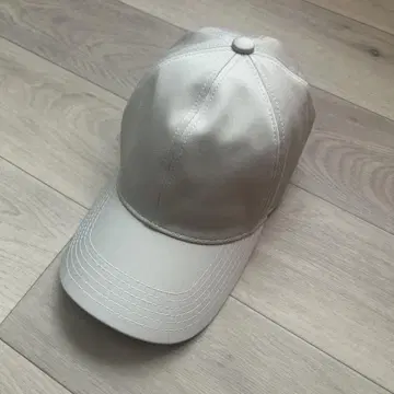 지프소피아 캡 화이트