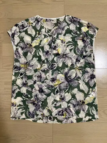 TOMORROWLAND collection 꽃무늬 블라우스 그린