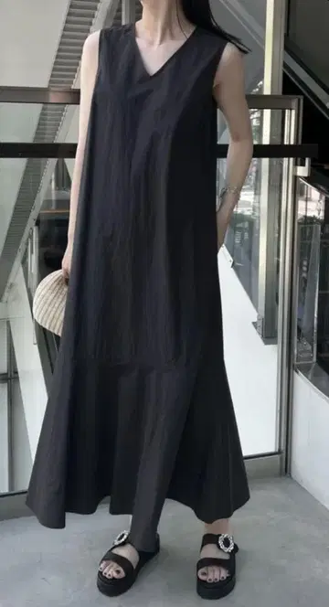 UNITED ARROWS 슬리브리스 롱 원피스 블랙