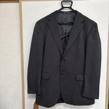 다크 그레이 스트라이프 비즈니스 정장 106.0-108.5cm