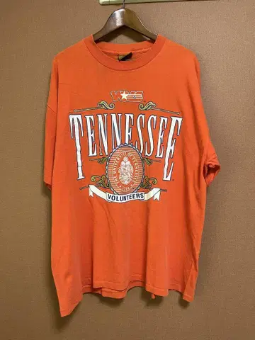 90년대 빈티지 TENNESSEE VOLUNTEERS S/ST 셔츠