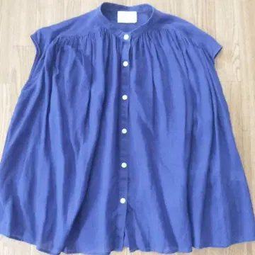 UNITED ARROWS 프렌치 슬리브 개더 블라우스