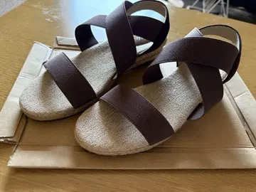 Sesto 스트랩 샌들