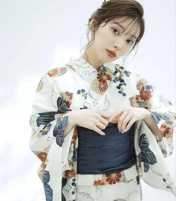 Dita 유카타, 오비, 일본 나막신 세트
