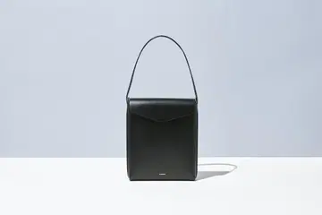 질 샌더 JILSANDER 블랙 가죽 숄더백