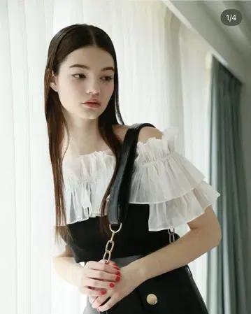 시미 프릴 톱스