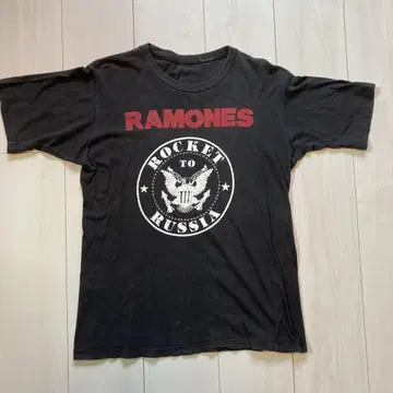 RAMONES ROCKET TO RUSSIA 티셔츠