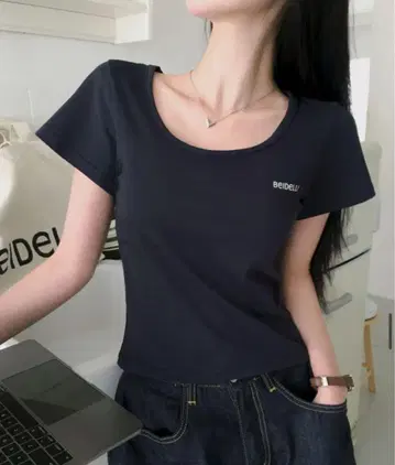 Beidelli ONLY 레터링 U 넥 티셔츠 블랙 미사용 한국