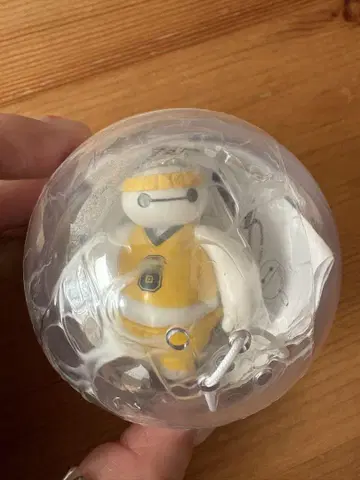 디즈니 캡슐 토이 베이맥스 농구 가챠