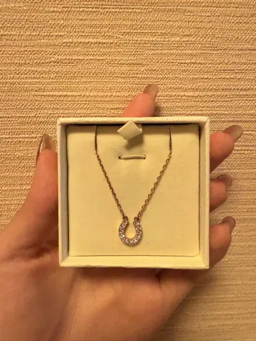 SWAROVSKI 호스 슈형 목걸이
