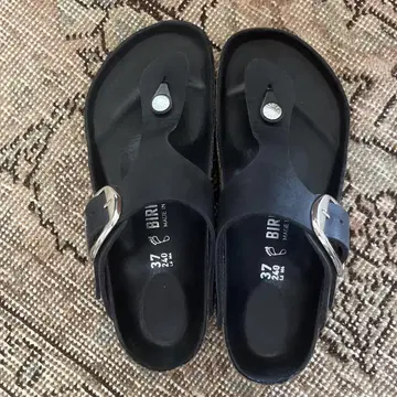 이에나 버켄스탁 샌들 37