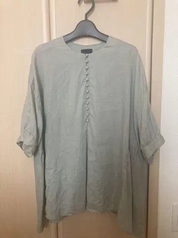 늑대와 창가의 작은 불빛