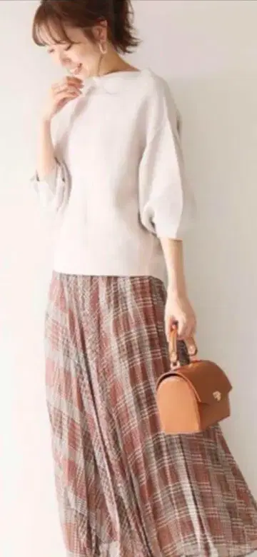 스픽 앤 스팬 플리츠 롱 스커트