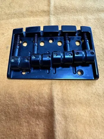 GOTOH 404SJ-4 블랙 베이스용 브릿지
