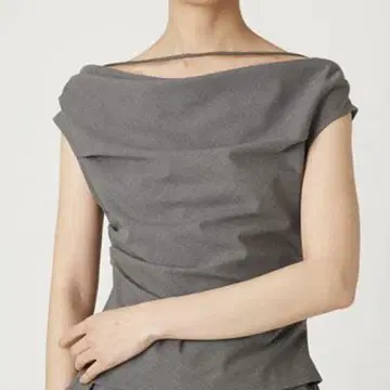 아지메 드레이프 블라우스