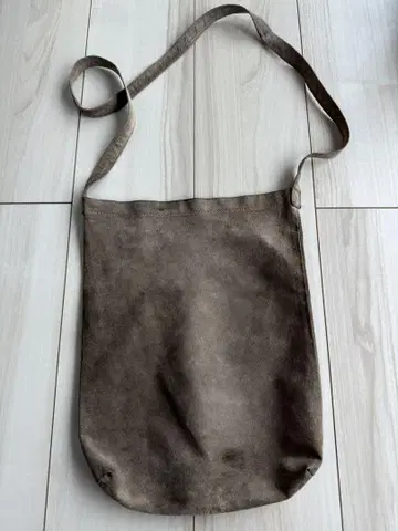 Hender Scheme (핸더 스킴) 숄더백 베이지