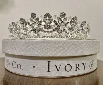 Ivory & co 티아라 알렉산드라