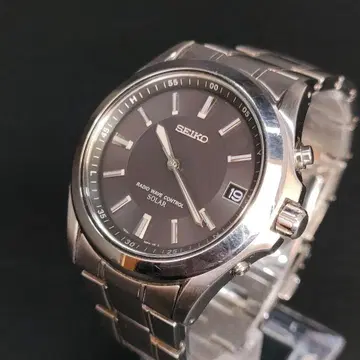 컨디션 최상 SEIKO 세이코 스피릿 블랙 실버 솔라 손목시계