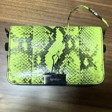 Off-White 형광 그린 클러치백