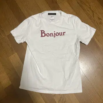 MADISONBLUE Bonjour 티셔츠 봉주르