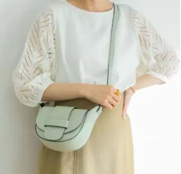 어반 리서치 소매 레이스 오리 소매 상의