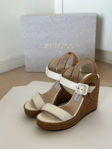 JIMMY CHOO 화이트 웨지 샌들 35.5