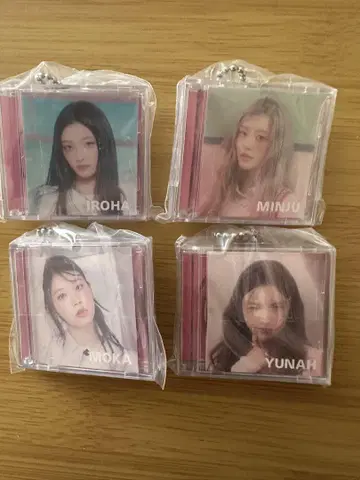 ILLIT 미니 CD 컬렉션 4종 세트