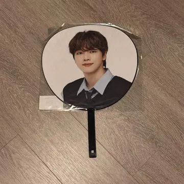 RIIZE 성찬 홀 투어 콘서트 공식 굿즈 부채