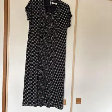 카네코 이사오 프렌치 슬리브 도트 롱 원피스