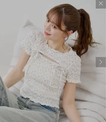 Chico 프론트 리본 볼레로 디자인 T