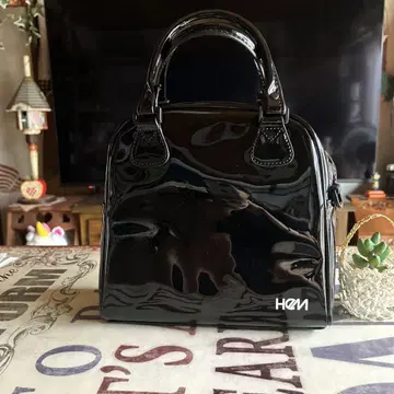 HEN 블랙 핸드백