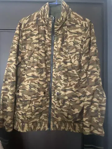 카모 패턴 나일론 자켓