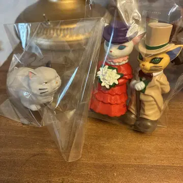 귀를 기울이면 바론과 루이즈 문 손가락 인형