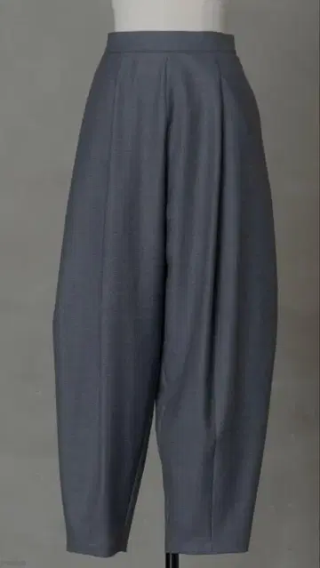 새상품 lig. cocoon pants 코쿤 팬츠 그레이 M 사이즈