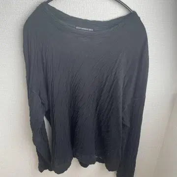 ISSEY MIYAKE MEN 블랙 긴팔 티셔츠