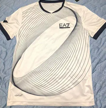 아르마니 EA7 VENTUS7 티셔츠 미사용 새상품