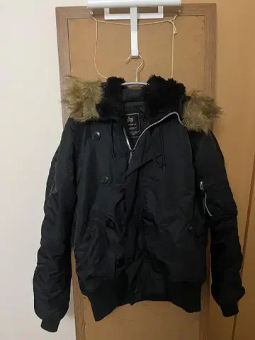 알파 N-2B 플라이트 자켓 퍼 포함 짧은 길이 XL 블랙
